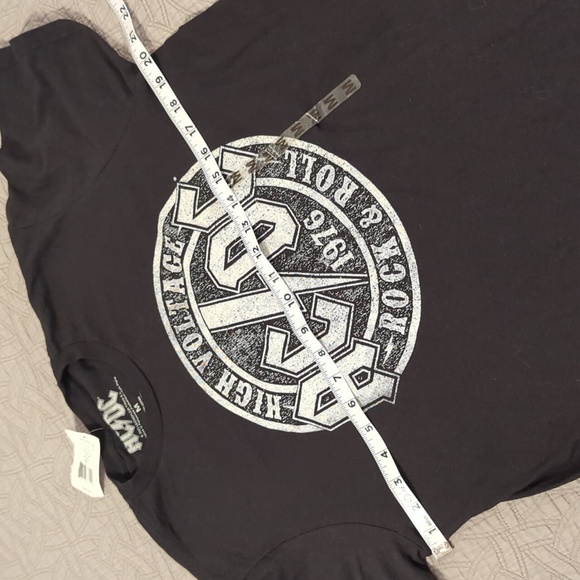 AC/DC tee - Picture 5 of 6